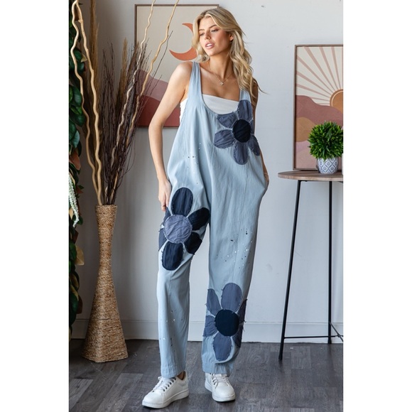 Oli & Hali Blue Daisy Flower Patchwork Relaxed Fit Overall Jumpsuit - Picture 5 of 6